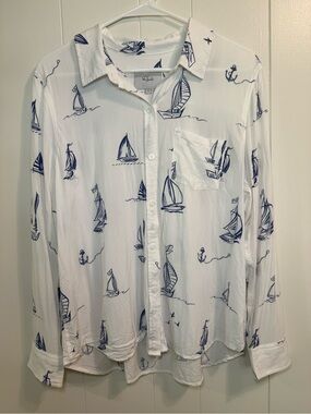 Rails White Button-Up Shirt with Navy Sailboat Print Woman’s L Nautical, Coastal